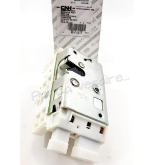 Orjinal IVECO Stralis Sağ Kapı Kilidi 98416419