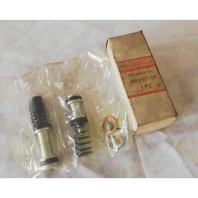 Orjinal Mitsubishi L200 L300 Fren Silindiri Tamir Takımı MB587108