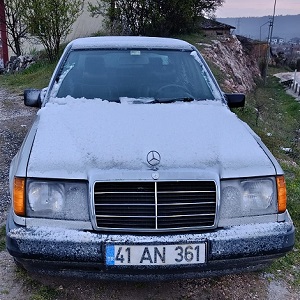 Sahibinden Satılık 1988 Model 250 Dizel Mercedes Araç